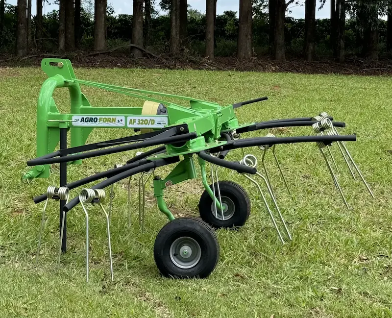 Ancinho Esparramador AF320/2